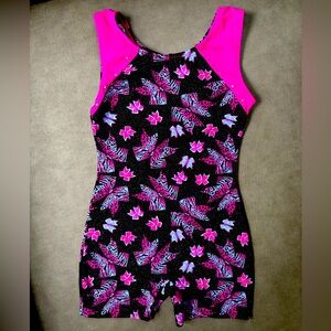 Little girl’s leotard size 6